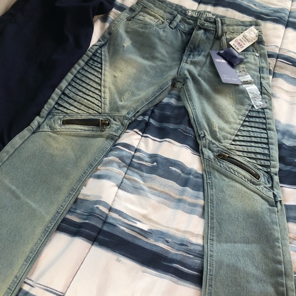 Light Blue Jean - Picture 2 of 2